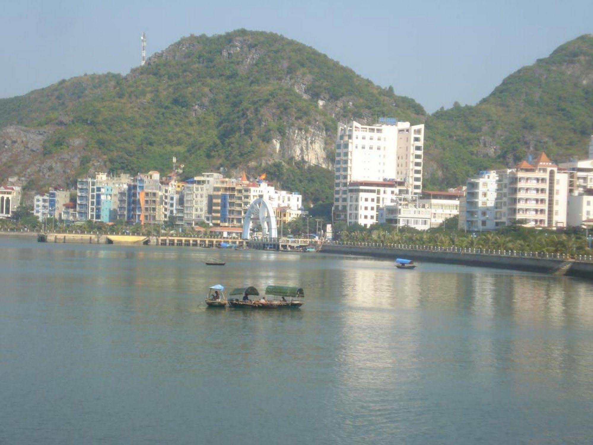 Hung Long Harbour Hotel Cat Ba Dong Khe Sau Exterior foto