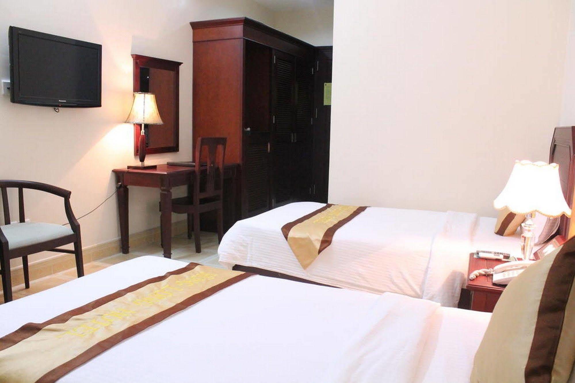 Hung Long Harbour Hotel Cat Ba Dong Khe Sau Exterior foto